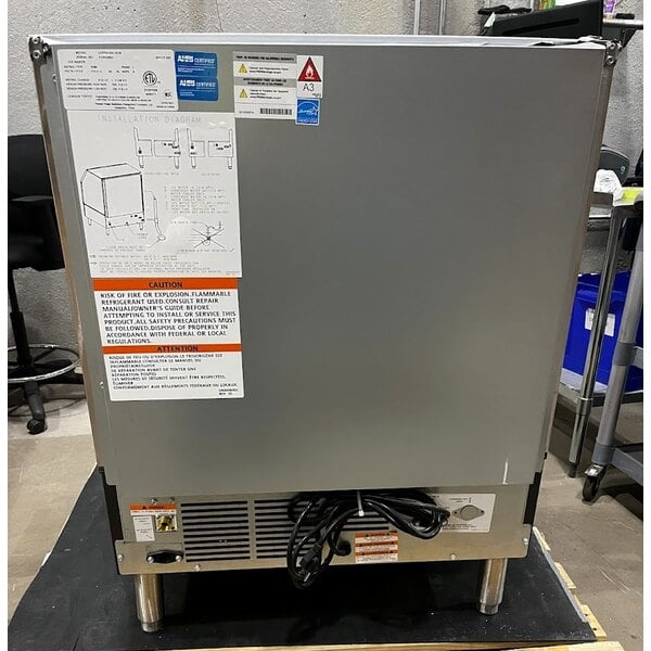 Scratch and Dent Manitowoc UDP0310A-161B NEO 30" Air Cooled Undercounter Full Dice Cube Ice Machine with 119 lb. Bin - 115V, 315 lb.