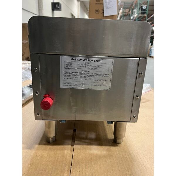 Scratch and Dent Cooking Performance Group R-CPG-12-NL 2 Burner Gas Countertop Range / Hot Plate - 44,000 BTU