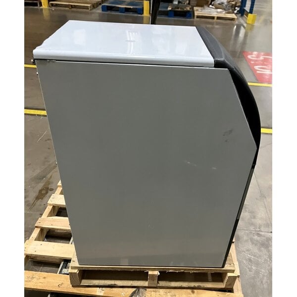 Scratch and Dent Scotsman UN0815AX-1 15" Air-Cooled Undercounter Nugget Ice Machine with 36 lb. Bin