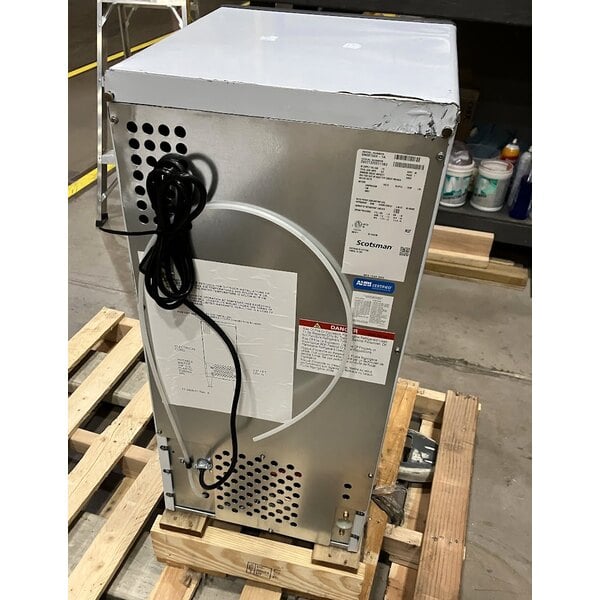 Scratch and Dent Scotsman UN0815AX-1 15" Air-Cooled Undercounter Nugget Ice Machine with 36 lb. Bin