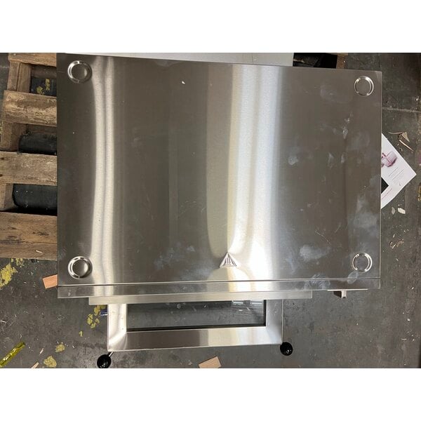 Scratch and Dent Avantco DPO-18-S Single Deck Countertop Pizza/Bakery Oven - 1700W, 120V