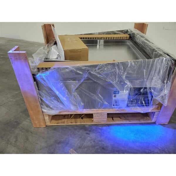 Scratch and Dent Cooking Performance Group GM-CPG-24-NL 24" Gas Countertop Griddle with Manual Controls - 60,000 BTU