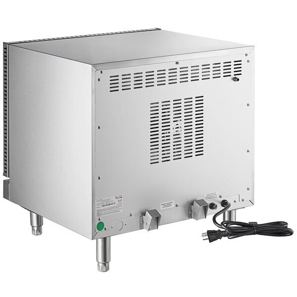 Scratch and Dent Avantco CO-28M Half Size Countertop Convection Oven, 2.3 cu. ft. - 208/240V, 2100/2800W