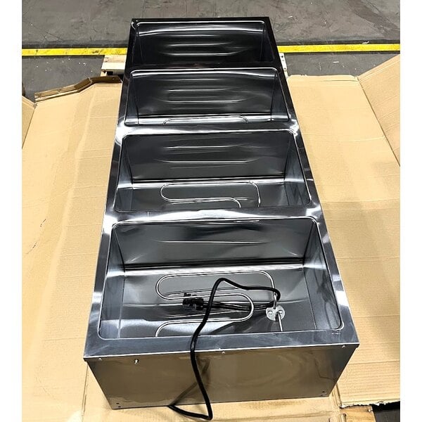 Scratch and Dent Avantco STE-4SH Four Pan Open Well Electric Steam Table with Undershelf - 208/240V, 3000W