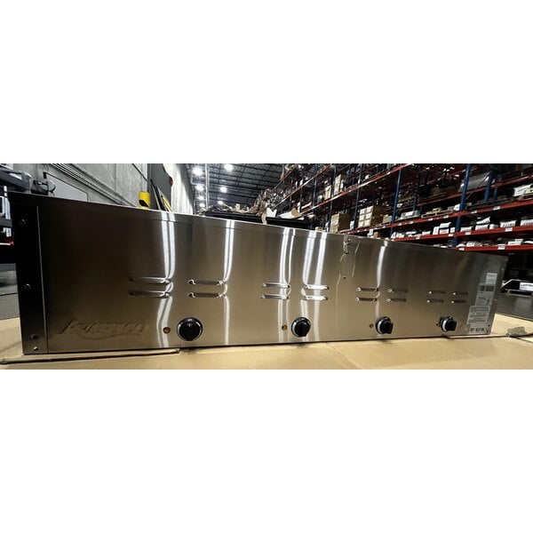 Scratch and Dent Avantco STE-4SH Four Pan Open Well Electric Steam Table with Undershelf - 208/240V, 3000W