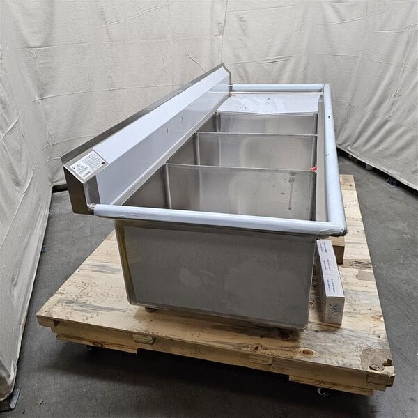 Scratch and Dent Advance Tabco FC-3-1824-24 80 1/2" Fabricated Three Compartment Commercial Sink with 24" Right Drainboard
