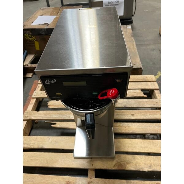 Scratch and Dent Curtis D500GT12A000 Automatic Airpot Coffee Brewer with Digital Controls - 120V
