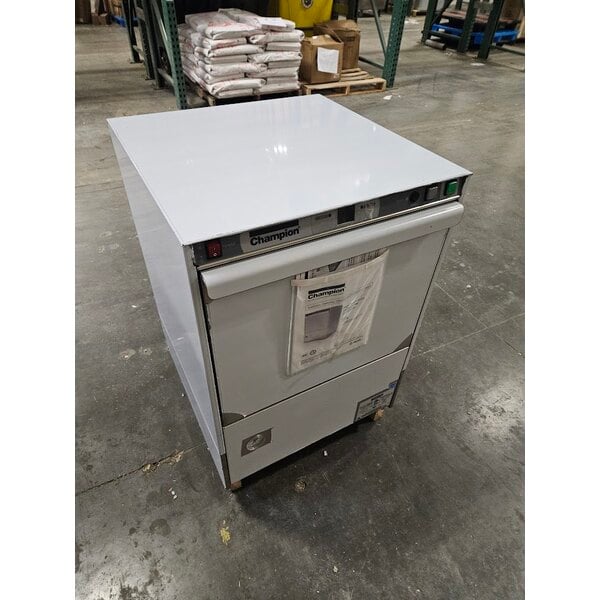 Scratch and Dent Champion UH-140B High Temperature Undercounter Dishwasher - 208/240V, 1 Phase
