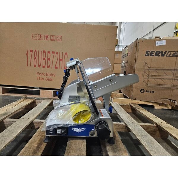 Scratch and Dent Vollrath 40951 12" Medium Duty Meat Slicer - 2/5 hp