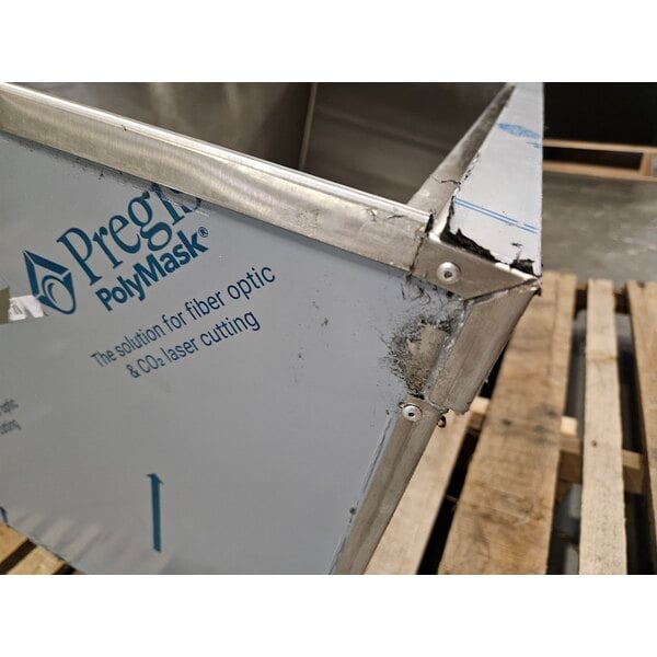 Scratch and Dent Regency 21" x 36" Underbar Ice Bin with 10 Circuit Post-Mix Cold Plate and Bottle Holders - 79 lb.