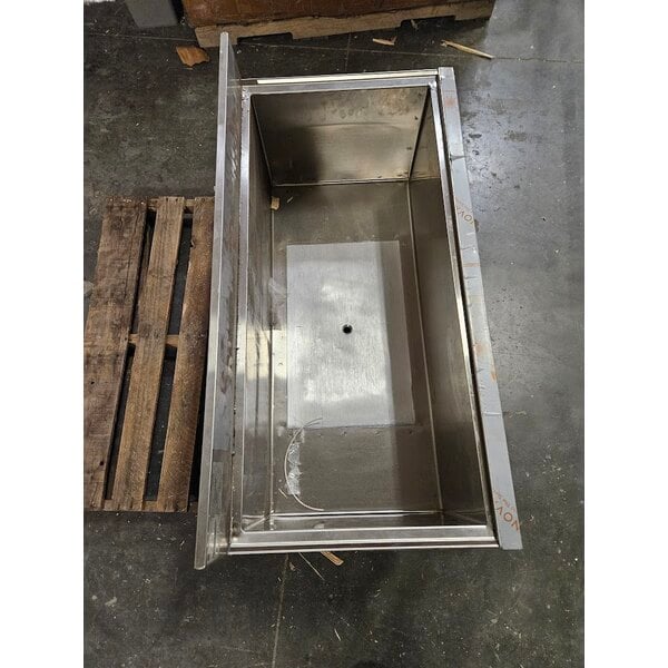 Scratch and Dent Regency 21" x 36" Underbar Ice Bin with 10 Circuit Post-Mix Cold Plate and Bottle Holders - 79 lb.