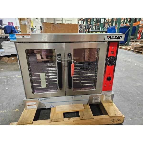 Scratch and Dent Vulcan VC4ED-12D1 Single Deck Full Size Electric Convection Oven - 240V, 12.5 kW
