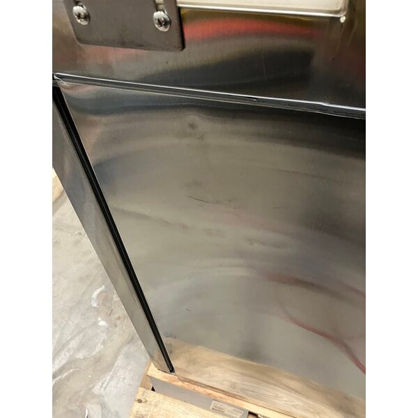 Scratch and Dent Avantco APT-36-HC 36" 2 Door Refrigerated Sandwich Prep Table