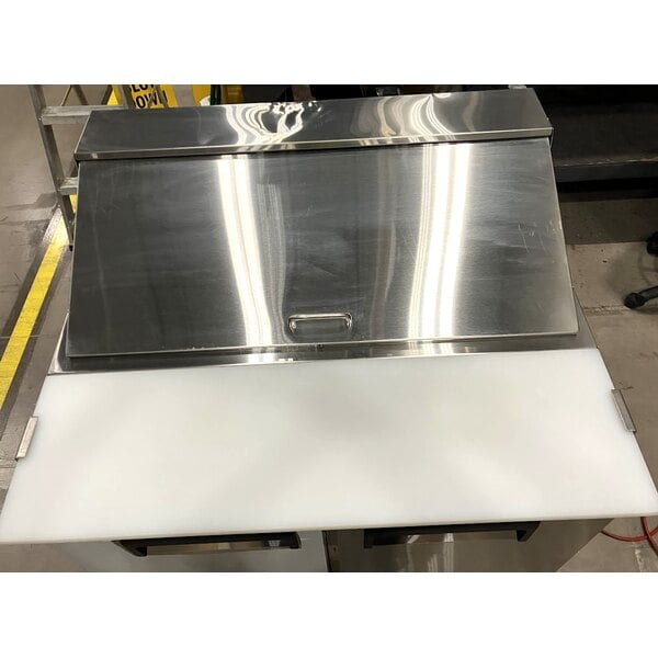 Scratch and Dent Avantco APT-36-HC 36" 2 Door Refrigerated Sandwich Prep Table