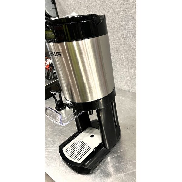 Scratch and Dent Fetco L4D-15 Luxus 1.5 Gallon Stainless Steel Coffee Server with Stand