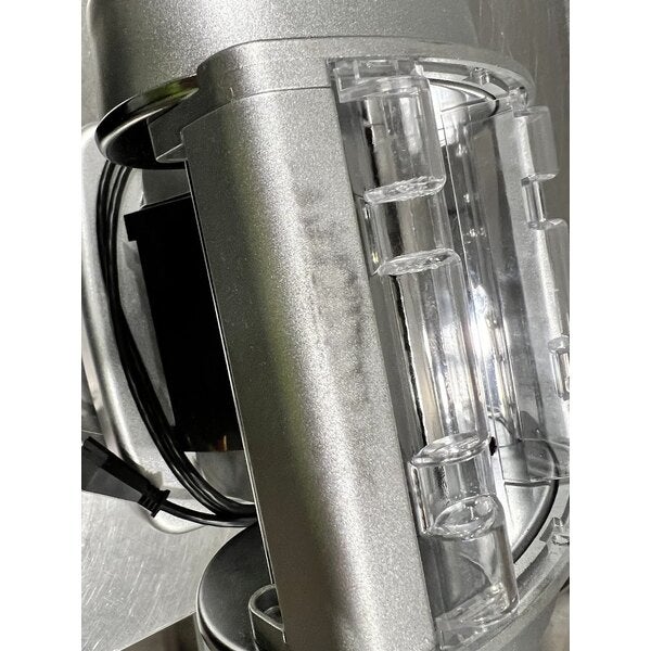 Scratch and Dent Imperia 4720 Pasta Presto 5 3/4" Pasta Machine 720 - 120V, 85W