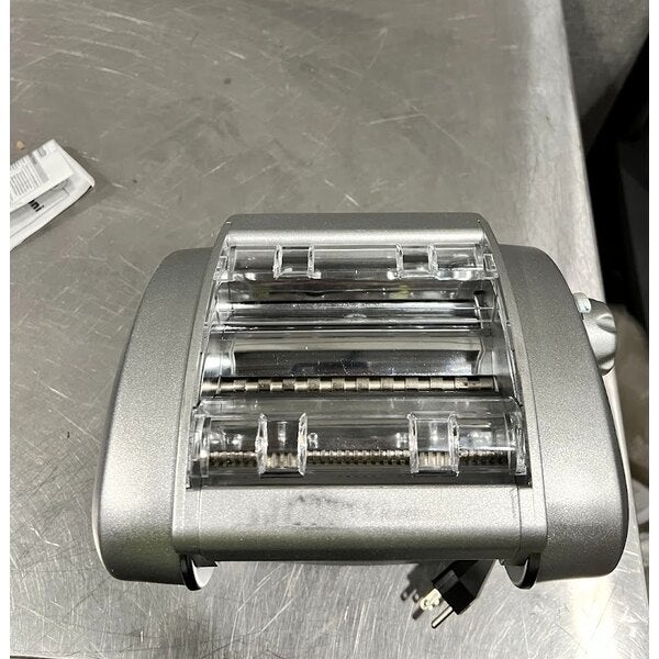 Scratch and Dent Imperia 4720 Pasta Presto 5 3/4" Pasta Machine 720 - 120V, 85W