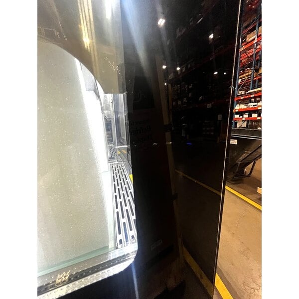 Scratch and Dent Avantco CAC-36 35 3/8" Black Curved Dual Service Refrigerated Air Curtain Merchandiser - 115V