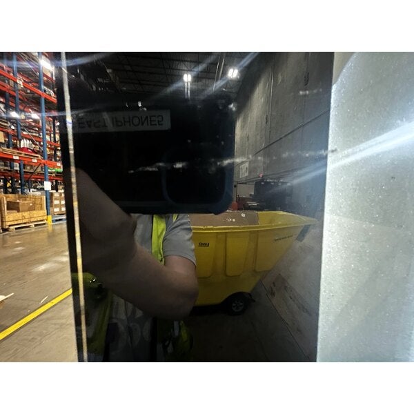 Scratch and Dent Avantco CAC-36 35 3/8" Black Curved Dual Service Refrigerated Air Curtain Merchandiser - 115V