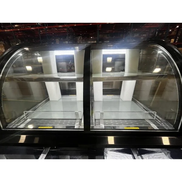 Scratch and Dent Avantco CAC-36 35 3/8" Black Curved Dual Service Refrigerated Air Curtain Merchandiser - 115V