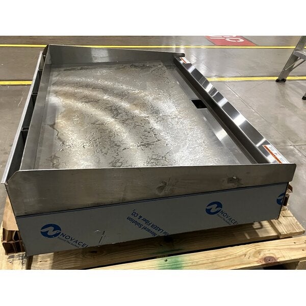 Scratch and Dent Vulcan MSA48-101 48" Countertop Natural Gas Griddle with Snap Action Thermostatic Controls - 108,000 BTU