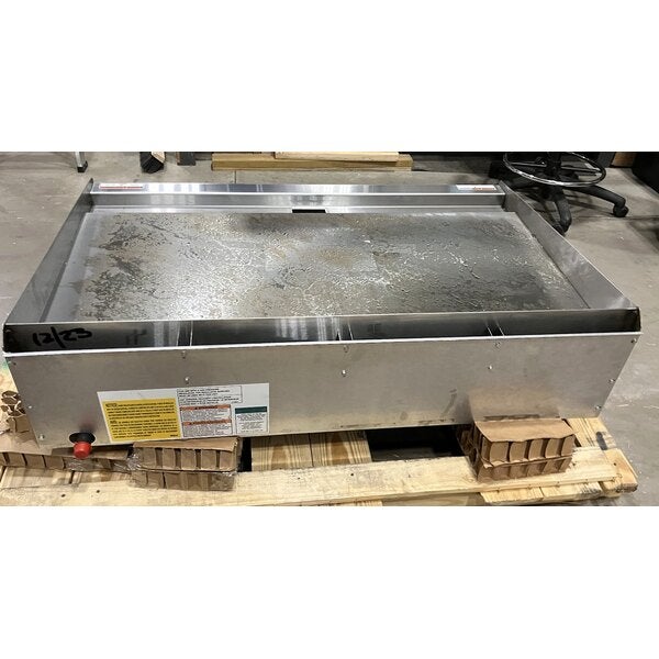 Scratch and Dent Vulcan MSA48-101 48" Countertop Natural Gas Griddle with Snap Action Thermostatic Controls - 108,000 BTU