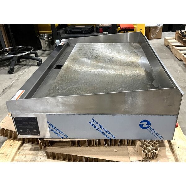 Scratch and Dent Vulcan MSA48-101 48" Countertop Natural Gas Griddle with Snap Action Thermostatic Controls - 108,000 BTU