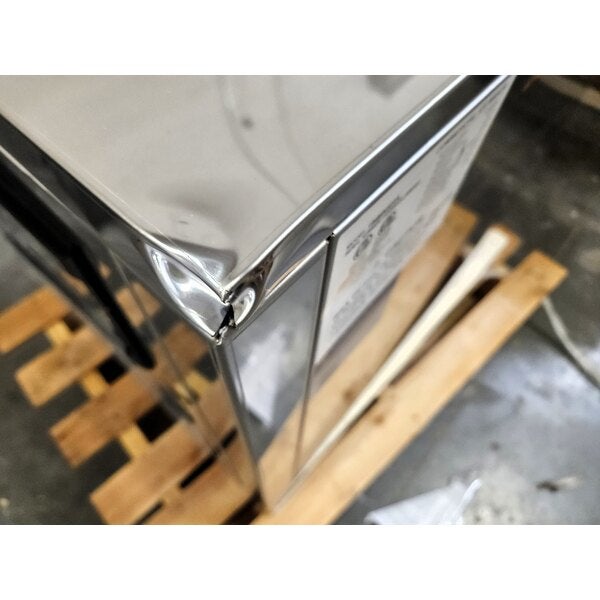 Scratch and Dent Avantco Ice MN-522-A 22" Air Cooled Modular Nugget Ice Machine - 550 lb.