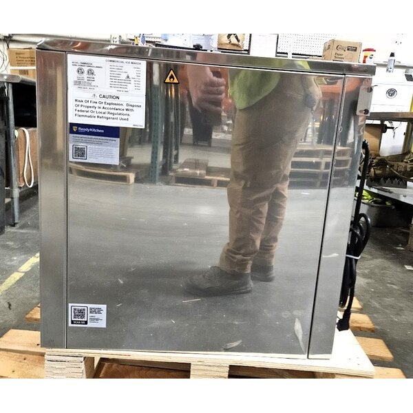 Scratch and Dent Avantco Ice MN-522-A 22" Air Cooled Modular Nugget Ice Machine - 550 lb.