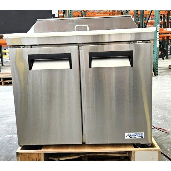 Scratch and Dent Avantco APT-36-HC 36" 2 Door Refrigerated Sandwich Prep Table