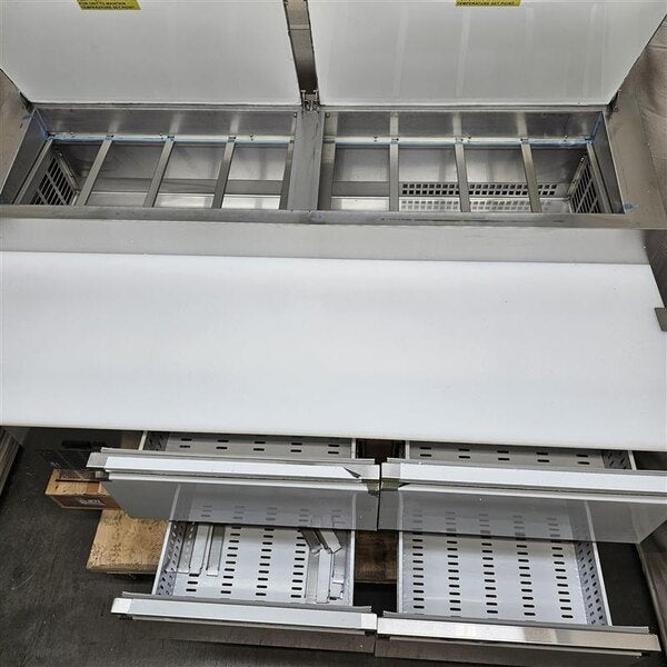 Scratch and Dent Avantco SSPPT-2C 68" 4 Drawer Refrigerated Pizza Prep Table