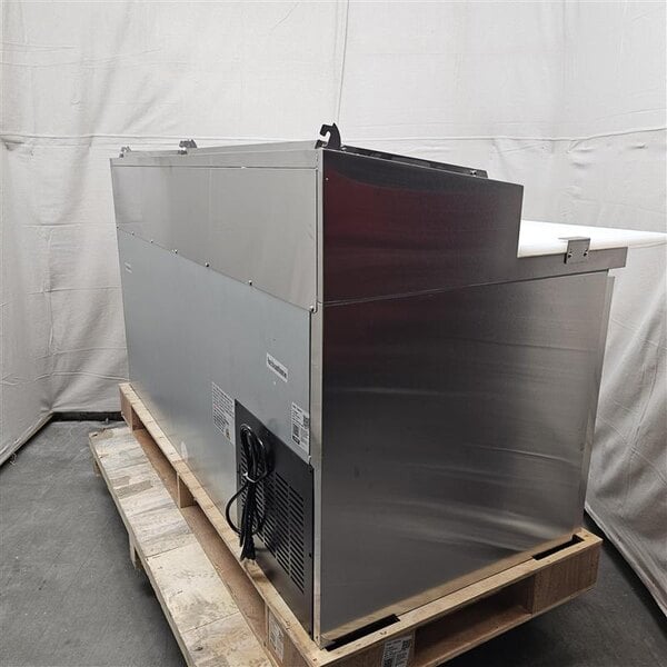 Scratch and Dent Avantco SSPPT-2C 68" 4 Drawer Refrigerated Pizza Prep Table