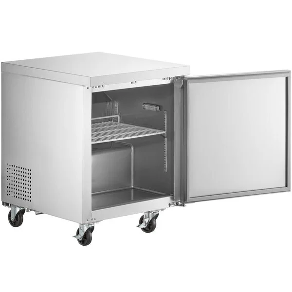 Scratch and Dent Avantco SS-UC-27R-HC 27" Undercounter Refrigerator