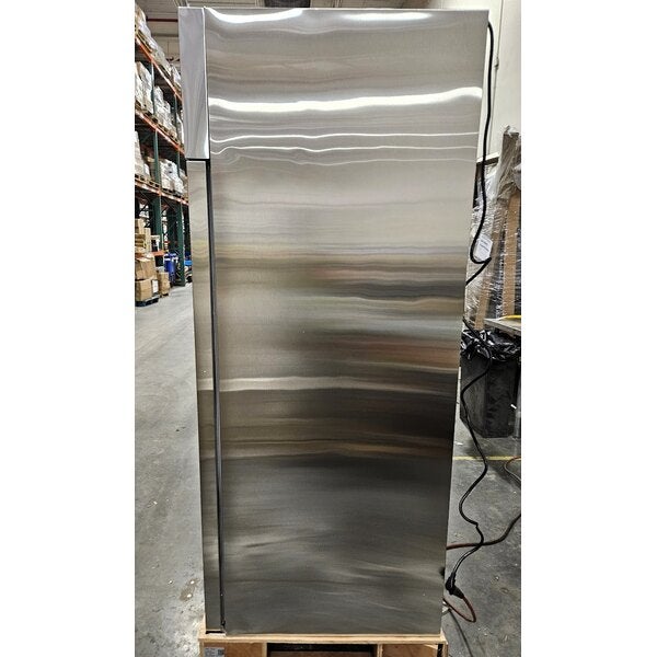 Scratch and Dent Avantco Z2-F-HC 54" Solid Door Stainless Steel Reach-In Freezer
