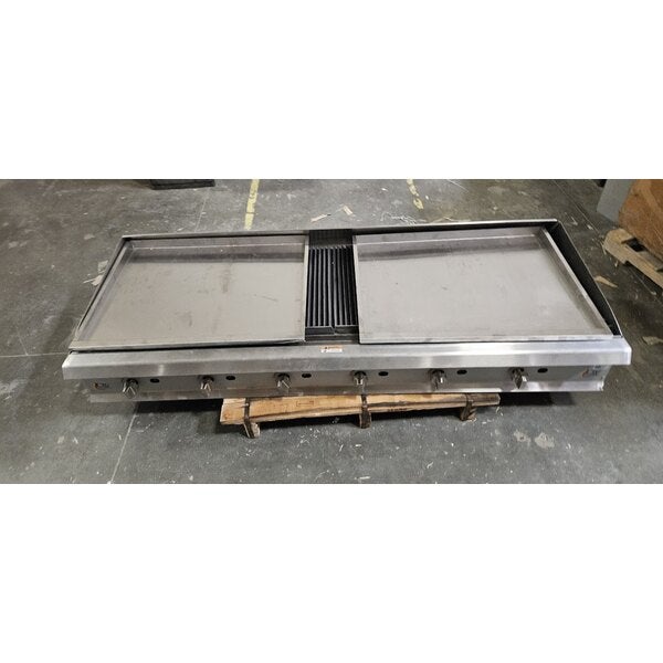 Scratch and Dent Cooking Performance Group CR-CPG-72-NL 72" Gas Radiant Charbroiler - 240,000 BTU