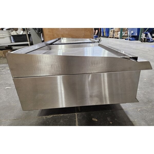 Scratch and Dent Cooking Performance Group CR-CPG-72-NL 72" Gas Radiant Charbroiler - 240,000 BTU