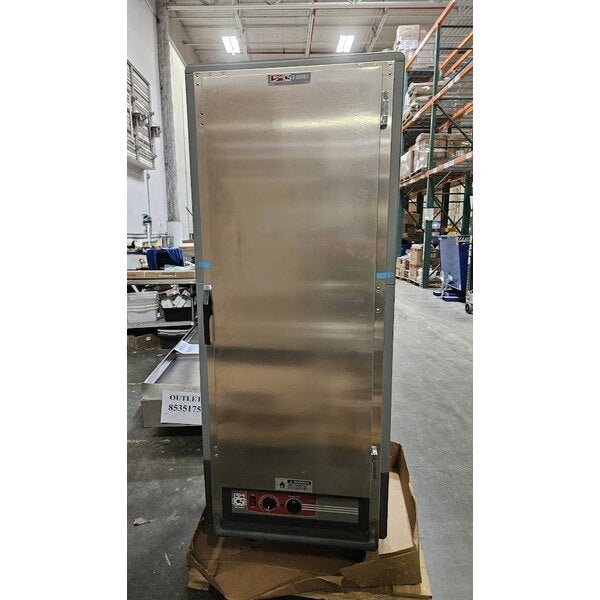 Scratch and Dent Metro C539-HLDS-4 C5 3 Series Insulated Low Wattage Full Size Hot Holding Cabinet with Fixed Wire Slides and Solid Dutch Doors - Gray