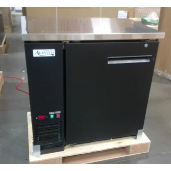 Scratch and Dent Avantco UBB-36-HC 36" Black Counter Height Solid Door Back Bar Refrigerator with LED Lighting