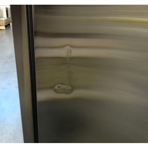 Scratch and Dent Avantco A-12F-HC 25" Solid Door Reach-In Freezer
