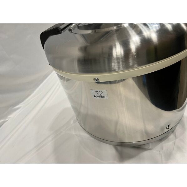 Scratch and Dent Zojirushi THA-603SA 66 Cup (Cooked) Stainless Steel Electric Rice Warmer with Removable Pot - 120V, 77W