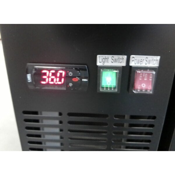 Scratch and Dent Avantco UDD-48-HC Double Tap Kegerator Beer Dispenser - Black, (2) 1/2 Keg Capacity