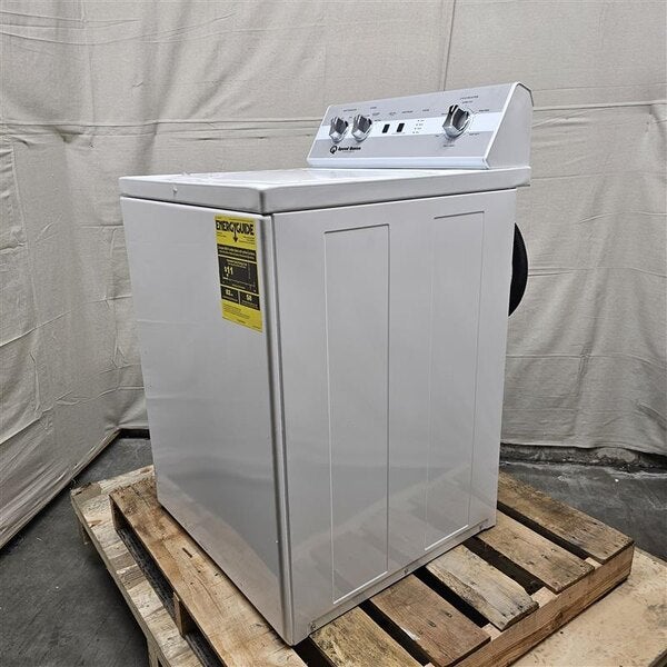 Scratch and Dent Speed Queen TC5003WN 3.2 cu. ft. 27" Top Load Washer with Classic Clean - Free Use