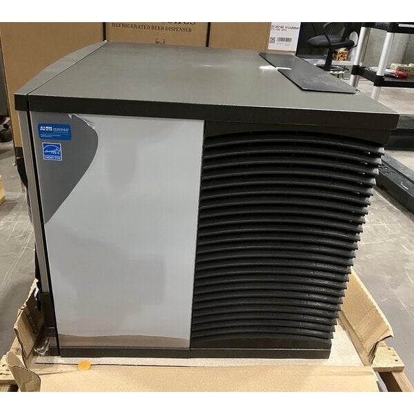 Scratch and Dent Manitowoc IDP0500A-261 Indigo NXT iP0500 30" Air-Cooled Full Dice Cube Ice Machine - 515 lb., 208-230V, 1 Phase