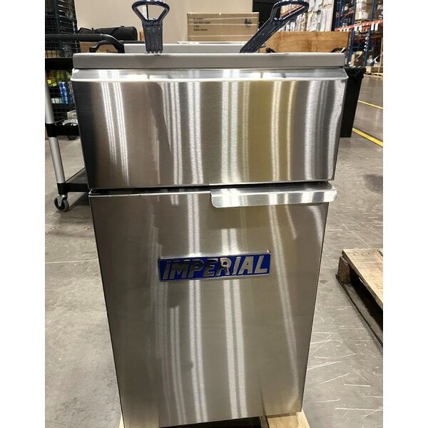 Scratch and Dent Imperial Range IFS-40LP Liquid Propane 40 lb.Tube Fired Fryer - 105,000 BTU