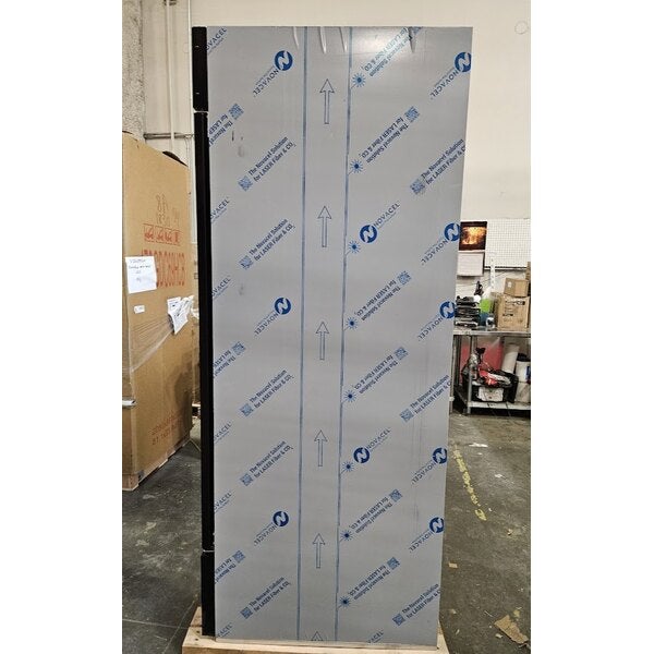 Scratch and Dent Beverage-Air MMR27HC-1-B-WINE MarketMax 30" Black Glass Door Wine Refrigerator