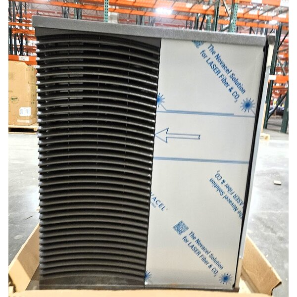 Scratch and Dent Manitowoc IYT1500A Indigo NXT Series 48" Air Cooled Half Size Cube Ice Machine - 208-230V, 1 Phase, 1660 lb.