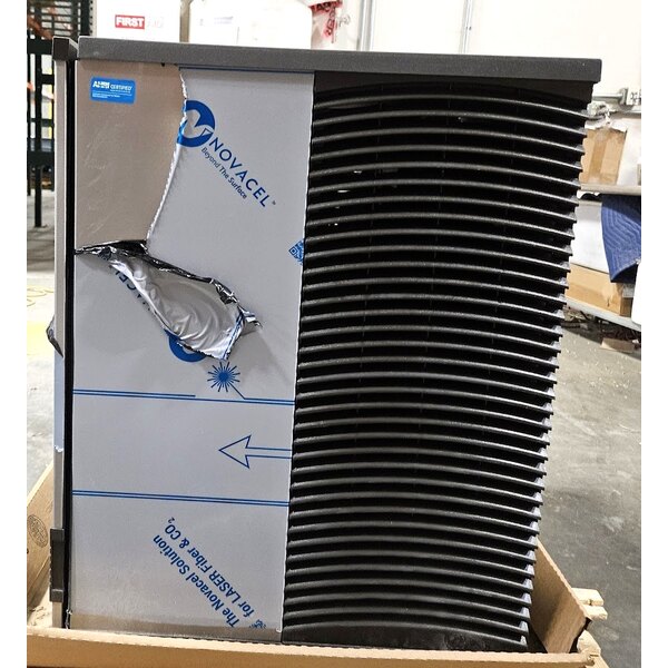 Scratch and Dent Manitowoc IYT1500A Indigo NXT Series 48" Air Cooled Half Size Cube Ice Machine - 208-230V, 1 Phase, 1660 lb.