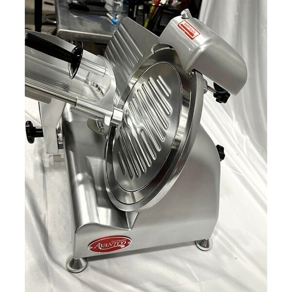 Scratch and Dent Avantco SL310 10" Manual Gravity Feed Meat Slicer - 1/4 hp