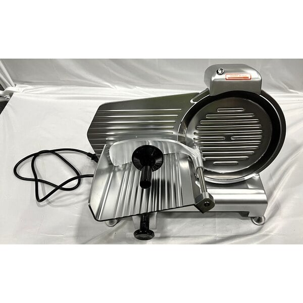Scratch and Dent Avantco SL310 10" Manual Gravity Feed Meat Slicer - 1/4 hp