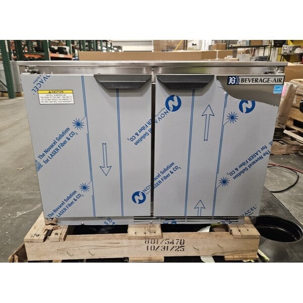 Scratch and Dent Beverage-Air UCR34HC 34" Shallow Depth Low Profile Undercounter Refrigerator